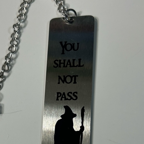 FREE w/ PURCHASE - Lord Of The Rings Bookmark - Picture 8 of 10